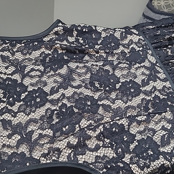 Maggy London Floral Lace Dress Size 2 - Picture 5 of 5